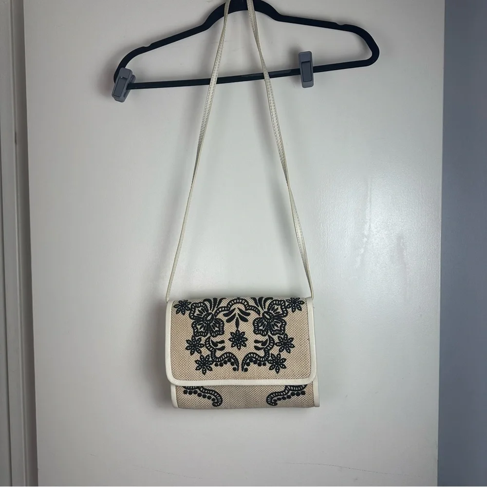 Isabella Fiore Cream Canvas With Black Embroidery Floral Flap‎ Crossbody Purse